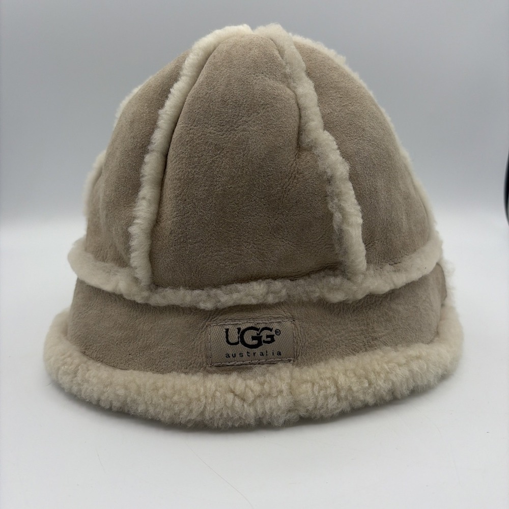 UGG Australia Shearling Sheepskin Fur Bucket Hat Beige Leather One Size